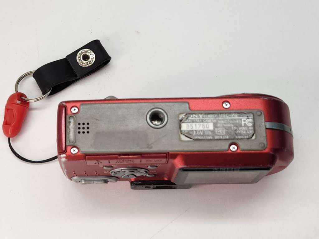 Фотоаппарат цифровой Sony Cyber-shot PSC-P8  Япония  Работоспособность не проверялась