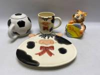 Чашка, тарелка, сахарница, статуэтка тигр
