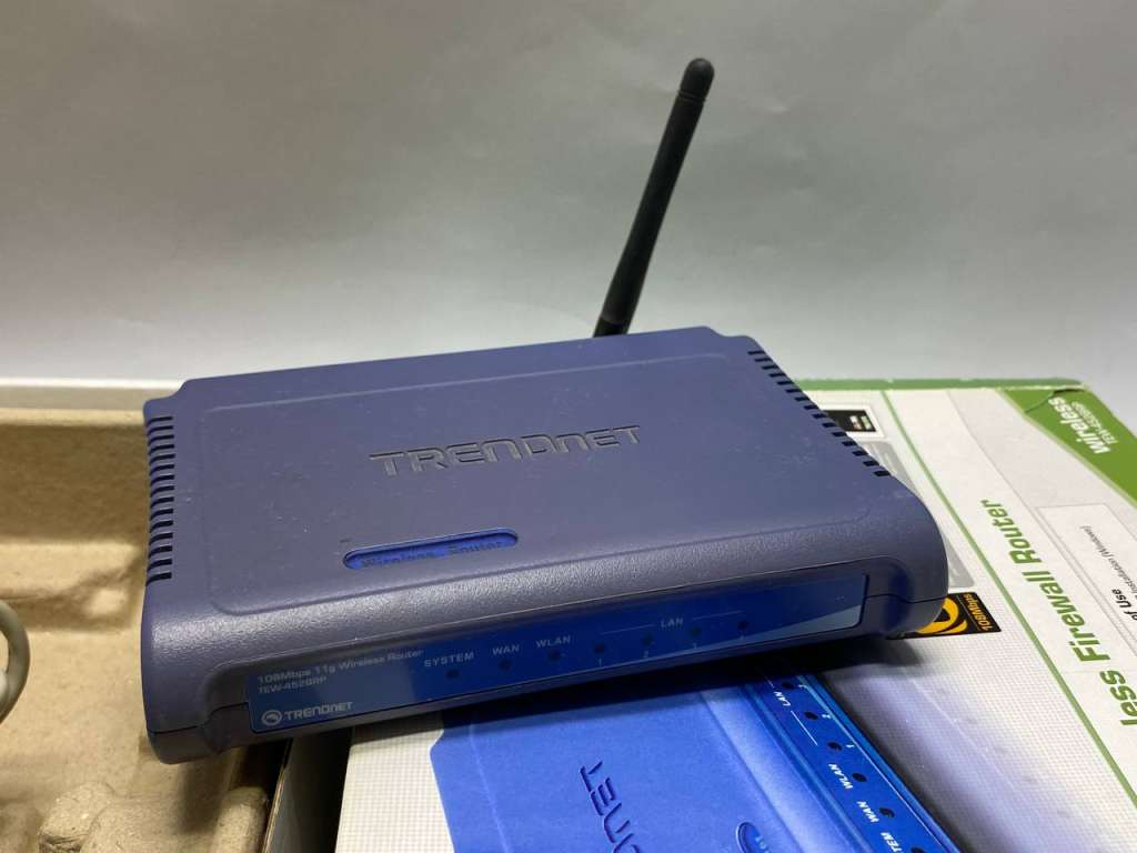 Модем роутер TRENDnet TEW-452BRP