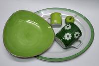 Блюдо овальное треугольное чашки кружки чайные кофейные зеленые 4 предмета