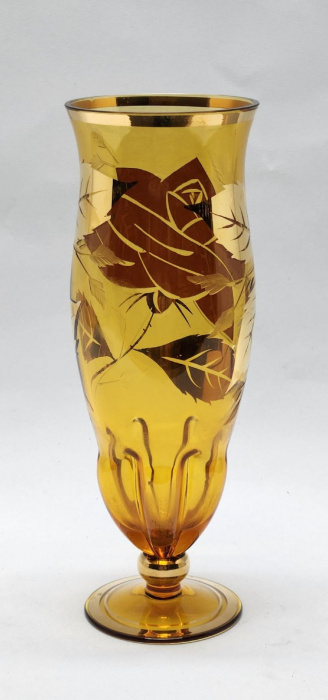 Ваза с изображением розы цветное стекло гравировка позолота 24 см (сост. на фото)