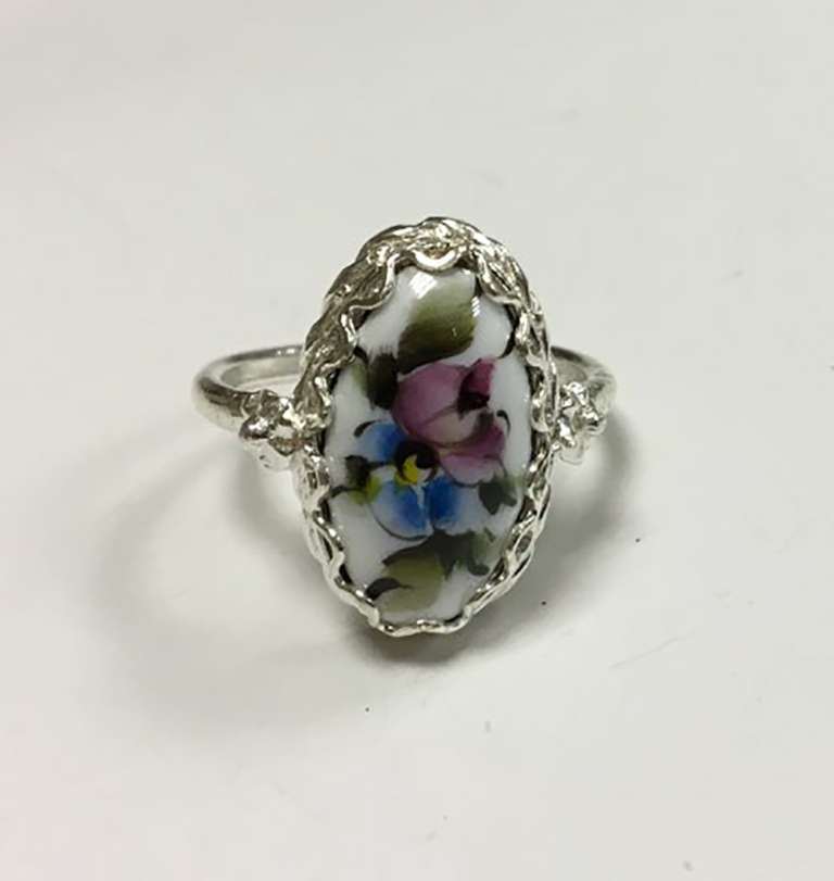 Перстень "Финифть", серебрение (сост. на фото)