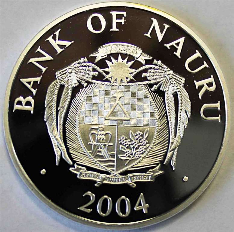 Монета остров Науру 10 долларов 2004 год &quot;Монако - Дворец Монако&quot; (Состояние - AU)