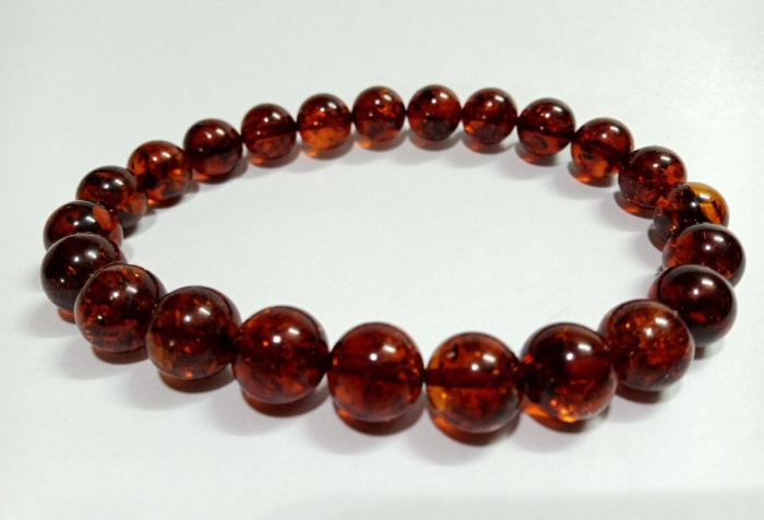 Браслет янтарный  8 гр (новый)