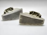 Фары 2 штуки пластик 