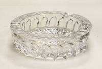 Пепельница из толстого стекла (состояние на фото)