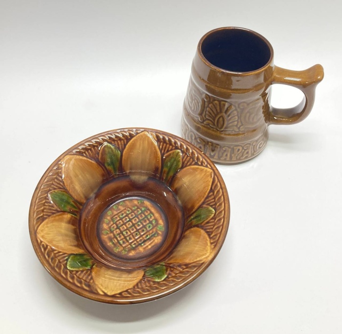 Блюдо + пивная кружка, обливная керамика