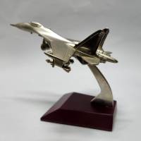 Модель истребителя металл (сост.на фото) 