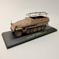 Altaya Sd Kfz 251 8 Ausf C 1:43 в акриловом боксе без журнала