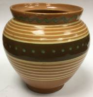 Горшок, глина, 16 см. (сост. на фото)