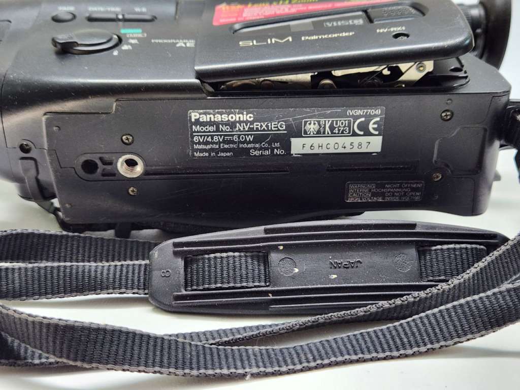 Видеокамера Panasonic NV-RX1  Япония  на запчасти