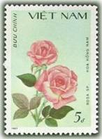 (1988-003) Марка Вьетнам "Розовая роза"    Розы III O