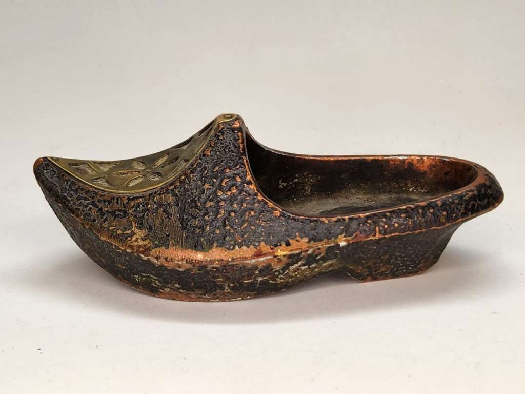 Пепельница Башмачок туфелька металл