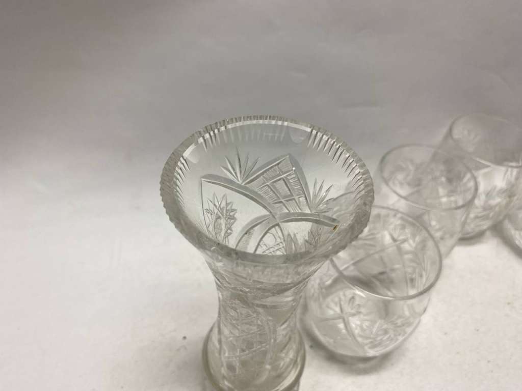 Ваза и 5 стаканов хрусталь