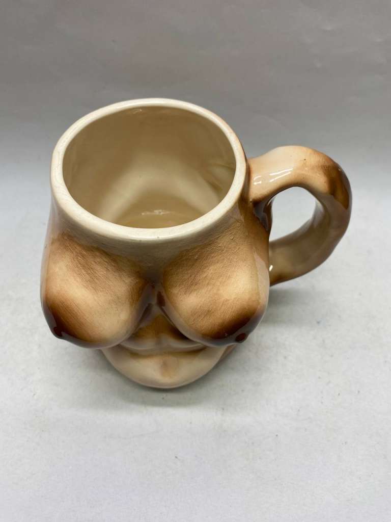 Пивная кружка керамика женская фигура
