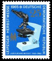 (1965-051) Марка Германия (ГДР) "Микроскоп"    Ярмарка, Лейпциг II O