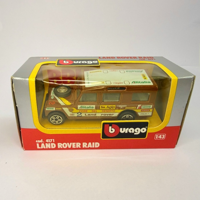 Модель BBurago Land Rover Raid в коробке