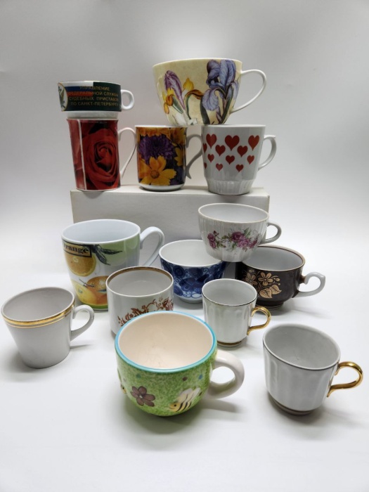 Чашки кружки чайные кофейные разные 14 шт