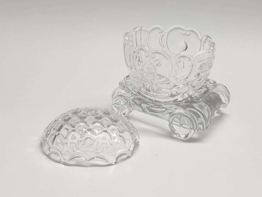 Шкатулка хрустальная карета Золушки высота 8 см