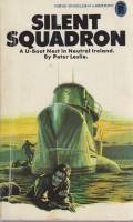 Книга Silent Squadron 1972 , Лондон Мягкая обл. 143 с. Без илл.