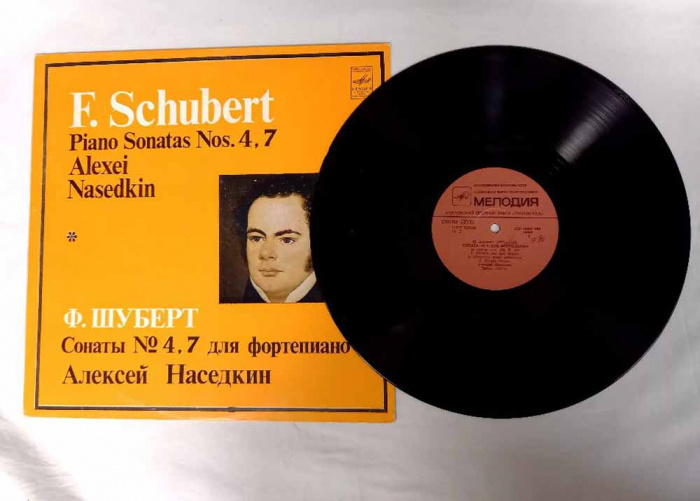 Пластинка виниловая &quot;F. Schubert. F. Schubert Piano Sonatas Nos.4,7&quot; Мелодия 300 мм. (Сост. отл.)
