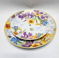 Тарелки яркие 2 шт фарфор от трехъярусной фруктовницы с отверстиями посередине 