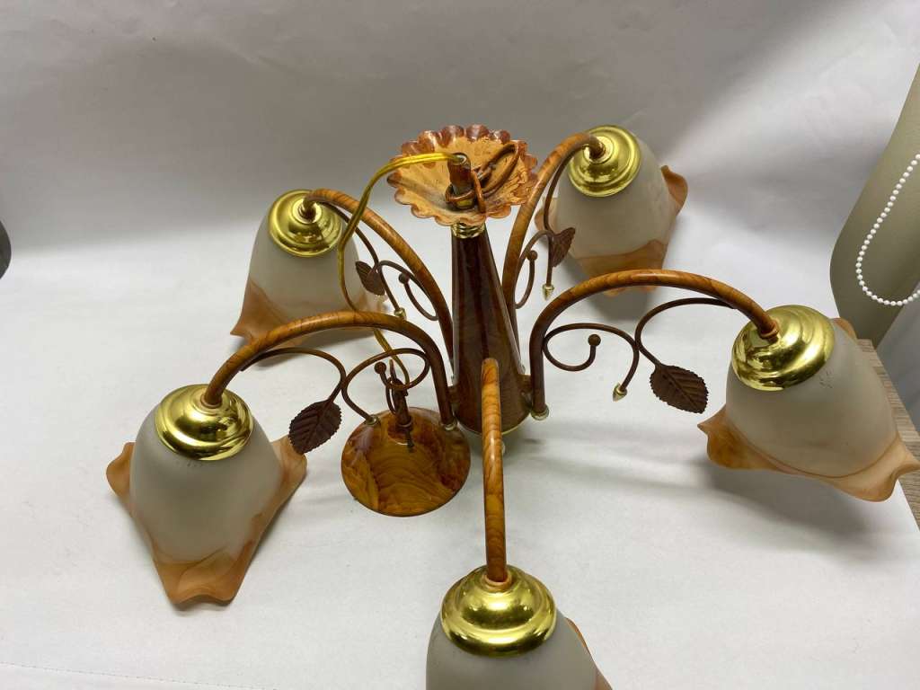 Люстра потолочная 5 плафонов колокольчик, металл, стекло