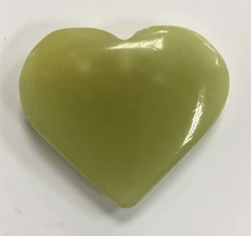 Фигурка &quot;Сердце &quot;, предположительно оникс (сост. на фото)