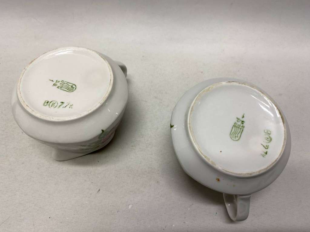 Молочник шиповник фарфор Рига СССР, 2 шт