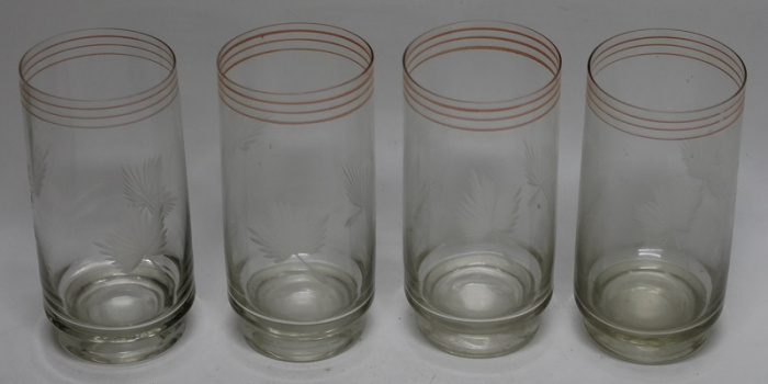 Набор стаканов, с гравировкой, рисунок лист, 4 шт., стекло, СССР (сост. на фото)