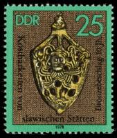 (1978-020) Марка Германия (ГДР) "Бронзовая накладка"    Славянское искусство II Θ
