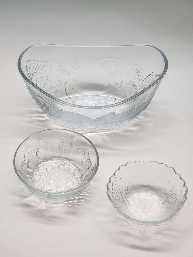 Салатники конфетницы 3 шт голубое стекло СССР винтаж