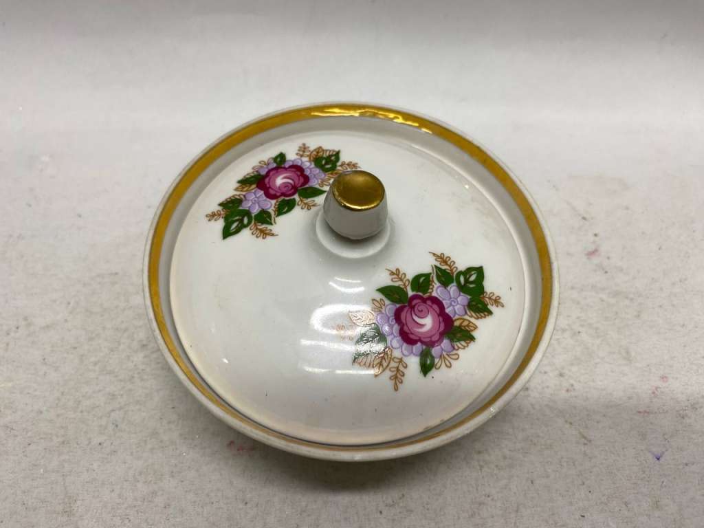 Сахарница Красный фарфорист