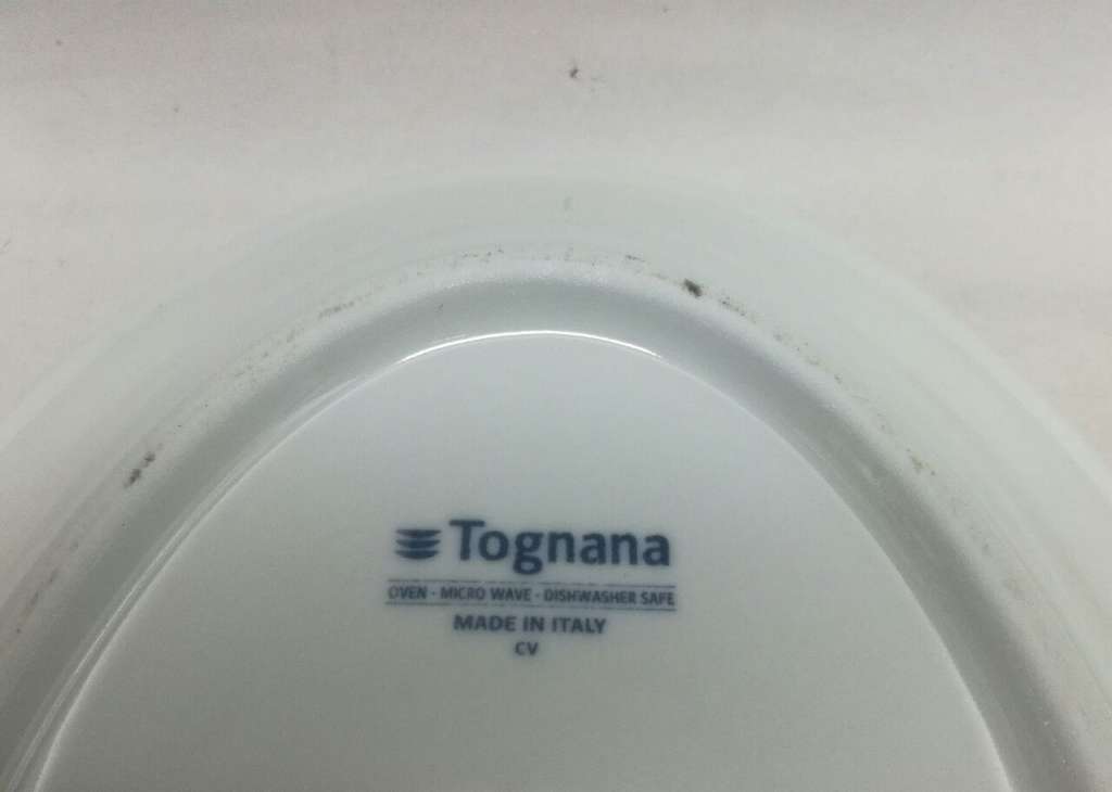 Блюдо овальное глубокое, Италия, Tognana, есть скол