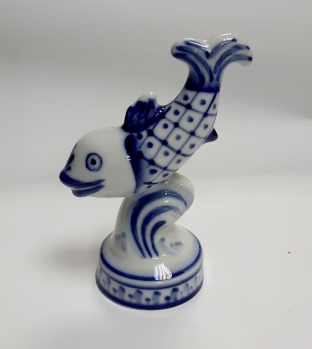 Фарфоровый сувенир "Золотая рыбка", гжель