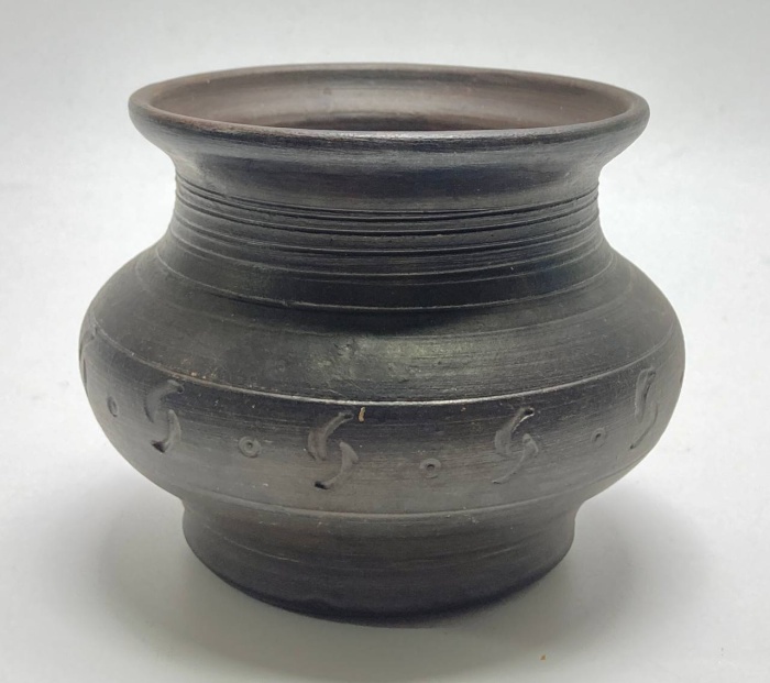 Ваза горшок, из чёрной глины