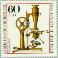 (1981-007) Марка Германия (ФРГ) "Микроскоп (1790)"    Оптические приборы III O