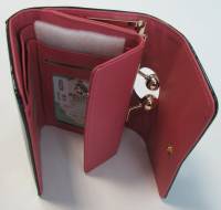 Кошелёк женский "Melissa Coco" Натуральная кожа, 1 отделение, Клепка, "поцелуй", Зеленое