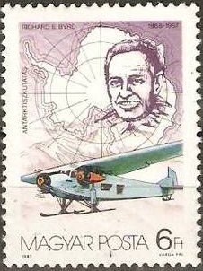 (1987-037) Марка Венгрия "Ричард Бэрд"    75-летие исследования Антарктики II &Theta;