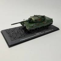 Altaya Leopard 1 A2 1:72 в акриловом боксе без журнала