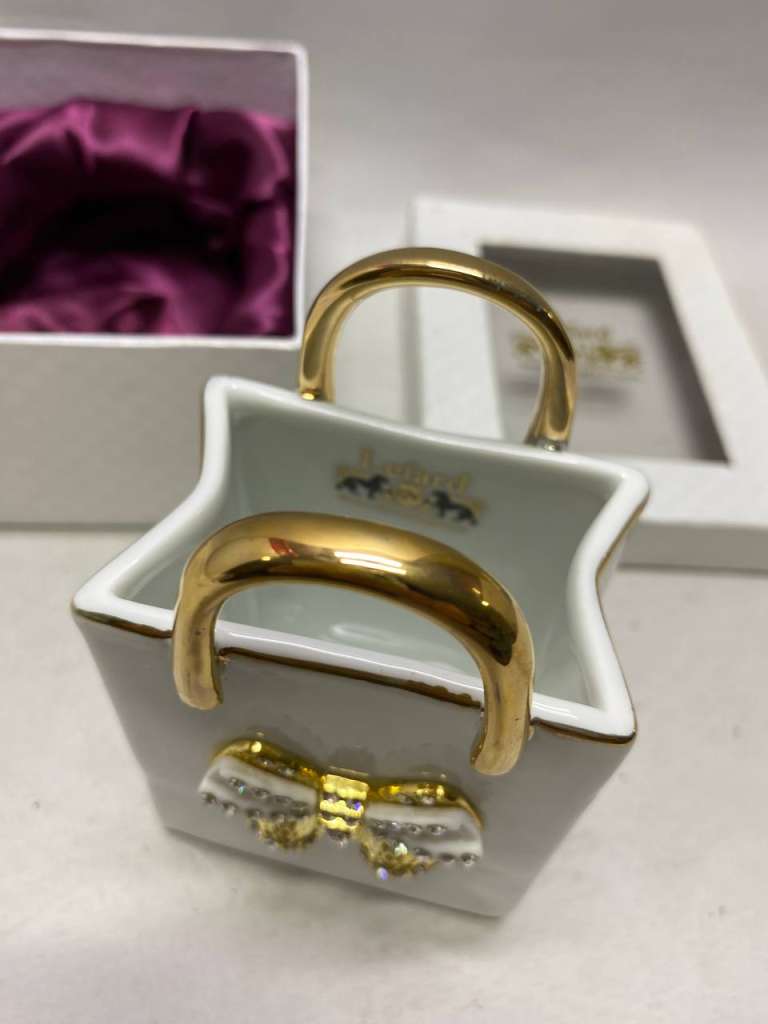 Салфетница фарфоровая в форме сумки, Lefard