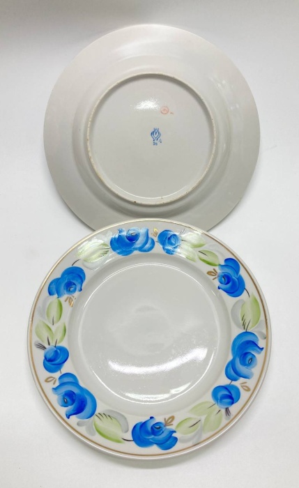 Тарелки столовые цветы, Пролетарий, СССР, 3 шт