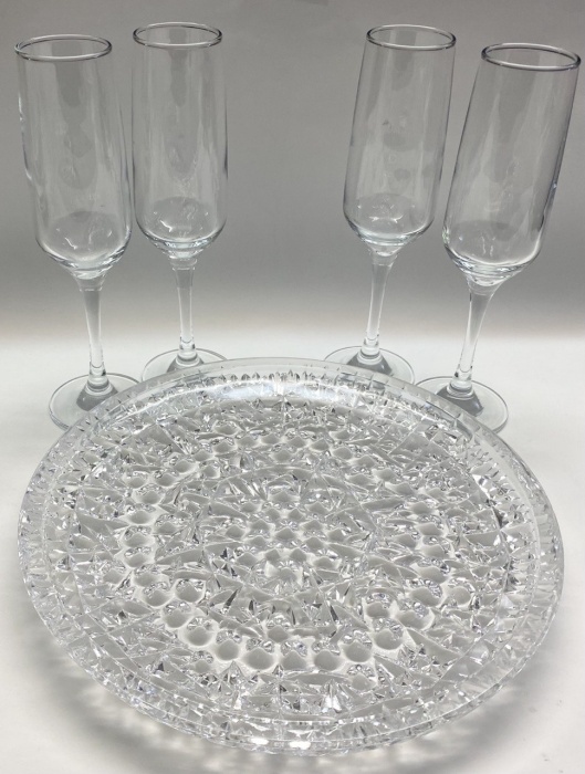 Блюдо + 4 бокала стекло 