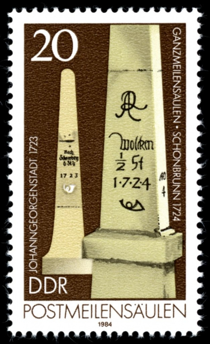 (1984-008) Марка Германия (ГДР) &quot;Йоханнеоргенштадт (1723), Шенбрунн (1724)&quot;    Почтовые вехи III O