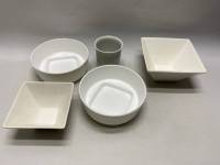 Набор керамики 5 предметов, 4 салатника и чашка