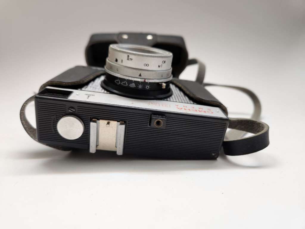 Фотоаппарат плёночный Смена 8 М в футляре  СССР  (сост. на фото)