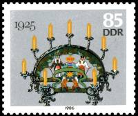(1986-082) Марка Германия (ГДР) "Канделябр (1925)"    Рождественские подсвечники III O