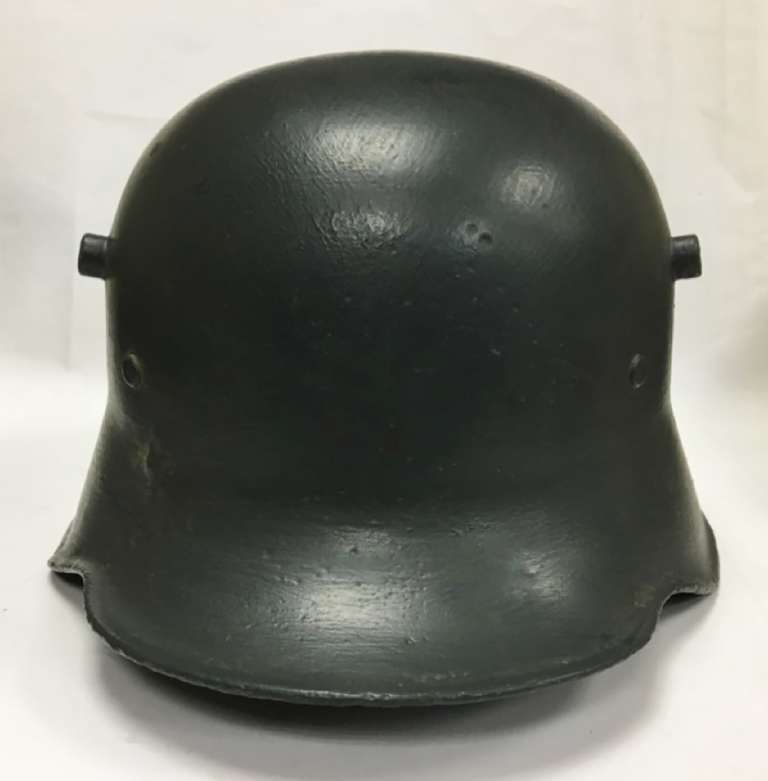 Шлем М18, оригинал, окрашенный, Германия, 1916 г. (сост. на фото)