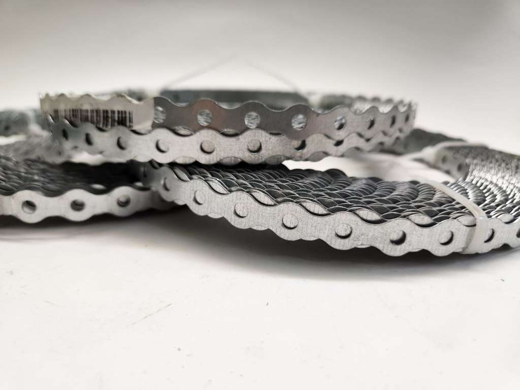 Лента крепежная 5 штук перфорированная волнистая RTM 10 12х0.5 мм 25 метров