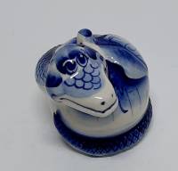 Фарфоровый сувенир "Змея", гжель(сост. на фото)